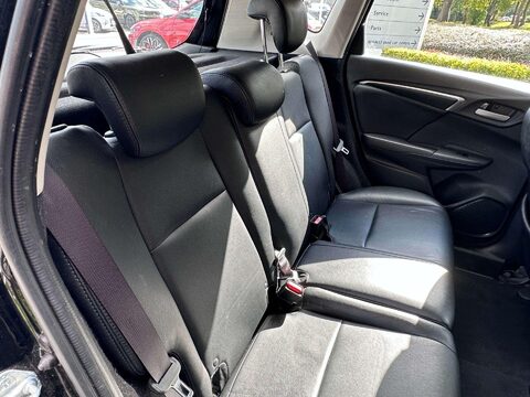 Honda Jazz 1.3 i-VTEC SE CVT Euro 6 (s/s) 5dr 4