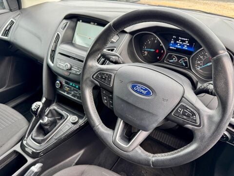 Ford Focus 1.5 TDCi Titanium Euro 6 (s/s) 5dr 2
