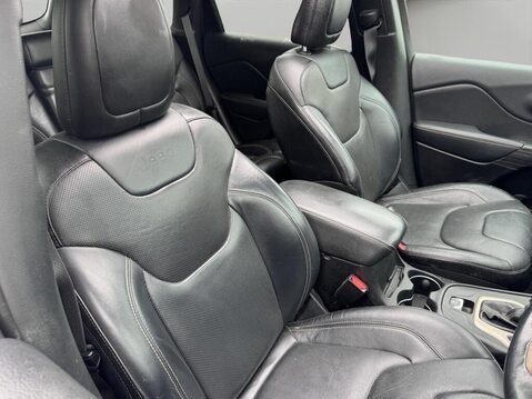 Jeep Cherokee 2.0 CRD Limited Auto 4WD Euro 5 (s/s) 5dr 12
