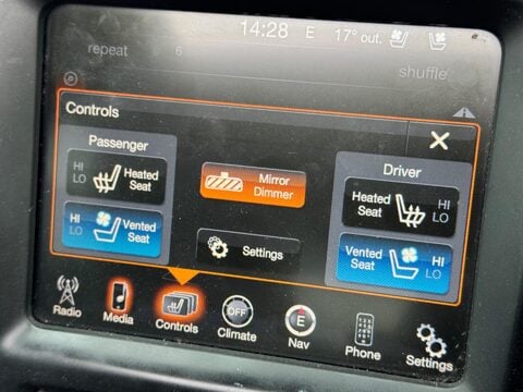 Jeep Cherokee 2.0 CRD Limited Auto 4WD Euro 5 (s/s) 5dr 17