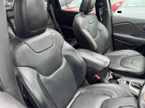 Jeep Cherokee 2.0 CRD Limited Auto 4WD Euro 5 (s/s) 5dr 12