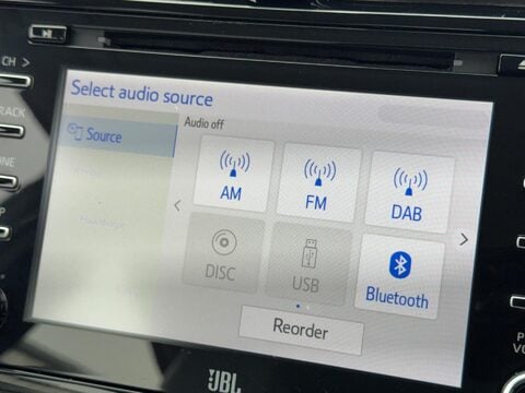 Toyota Prius 1.8 VVT-h Excel CVT Euro 6 (s/s) 5dr (15in Alloy) 18