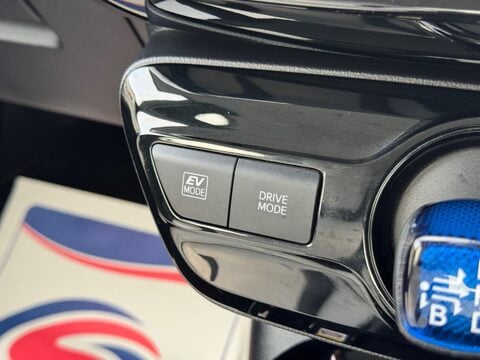 Toyota Prius 1.8 VVT-h Excel CVT Euro 6 (s/s) 5dr (15in Alloy) 43