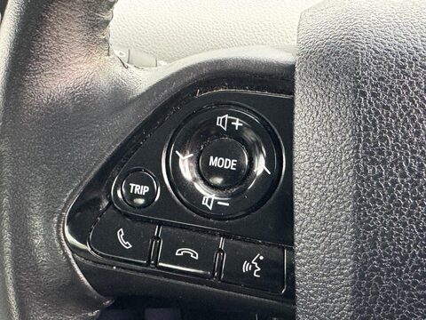 Toyota Prius 1.8 VVT-h Excel CVT Euro 6 (s/s) 5dr (15in Alloy) 45