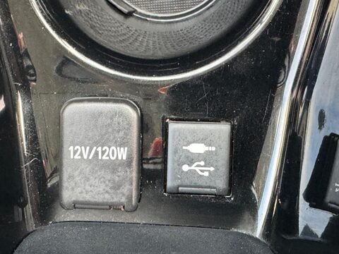 Toyota Prius 1.8 VVT-h Excel CVT Euro 6 (s/s) 5dr (15in Alloy) 44