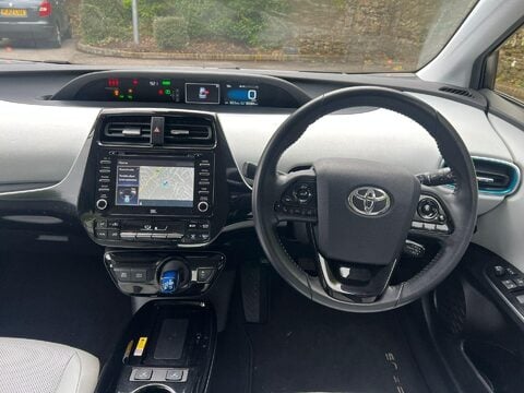 Toyota Prius 1.8 VVT-h Excel CVT Euro 6 (s/s) 5dr (15in Alloy) 2