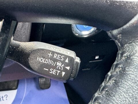 Toyota Prius 1.8 VVT-h Excel CVT Euro 6 (s/s) 5dr (15in Alloy) 47