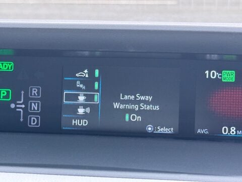 Toyota Prius 1.8 VVT-h Excel CVT Euro 6 (s/s) 5dr (15in Alloy) 31