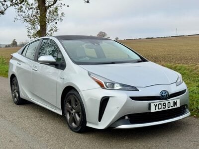 Toyota Prius 1.8 VVT-h Excel CVT Euro 6 (s/s) 5dr (15in Alloy)