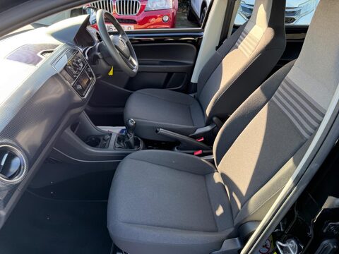 Volkswagen Up 1.0 up! Euro 6 (s/s) 5dr 31