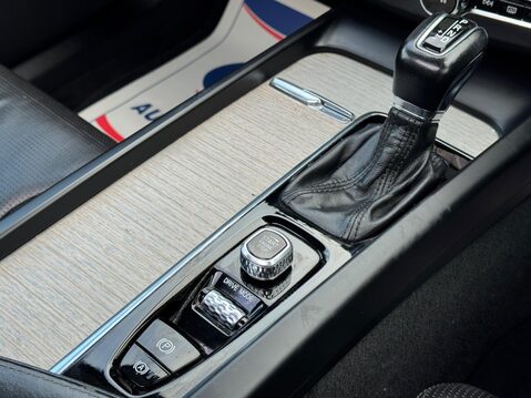 Volvo XC60 2.0 D5 PowerPulse Inscription Auto AWD Euro 6 (s/s) 5dr 45