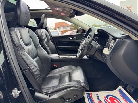 Volvo XC60 2.0 D5 PowerPulse Inscription Auto AWD Euro 6 (s/s) 5dr 16