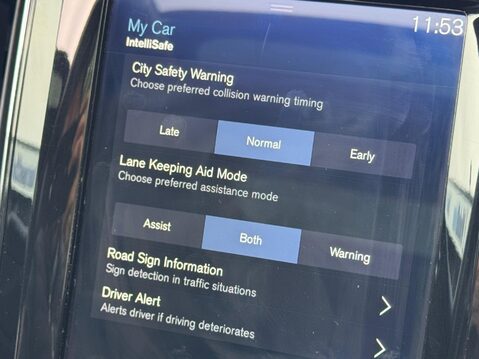 Volvo XC60 2.0 D5 PowerPulse Inscription Auto AWD Euro 6 (s/s) 5dr 33