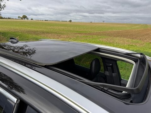 Volvo XC60 2.0 D5 PowerPulse Inscription Auto AWD Euro 6 (s/s) 5dr 3