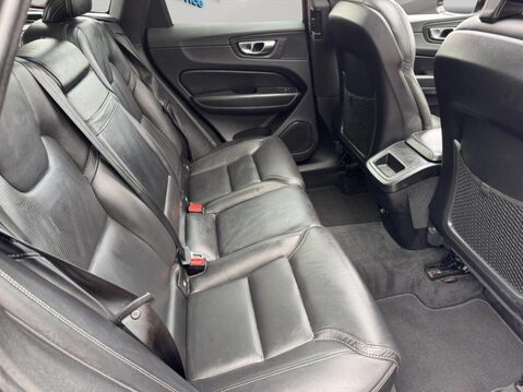 Volvo XC60 2.0 D5 PowerPulse Inscription Auto AWD Euro 6 (s/s) 5dr 62