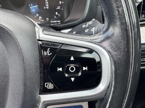 Volvo XC60 2.0 D5 PowerPulse Inscription Auto AWD Euro 6 (s/s) 5dr 51