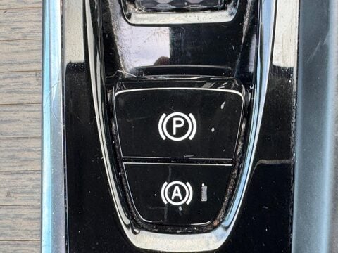 Volvo XC60 2.0 D5 PowerPulse Inscription Auto AWD Euro 6 (s/s) 5dr 51