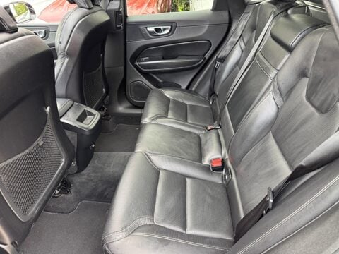 Volvo XC60 2.0 D5 PowerPulse Inscription Auto AWD Euro 6 (s/s) 5dr 66