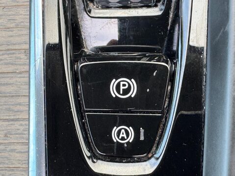 Volvo XC60 2.0 D5 PowerPulse Inscription Auto AWD Euro 6 (s/s) 5dr 48