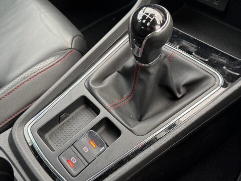 SEAT Leon 1.5 TSI EVO FR Sport Euro 6 (s/s) 5dr 27