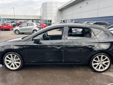 SEAT Leon 1.5 TSI EVO FR Sport Euro 6 (s/s) 5dr 8