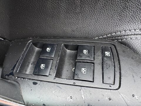 Vauxhall Insignia 2.0 CDTi SE Auto Euro 5 5dr 19