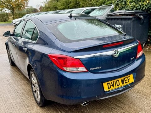 Vauxhall Insignia 2.0 CDTi SE Auto Euro 5 5dr 6