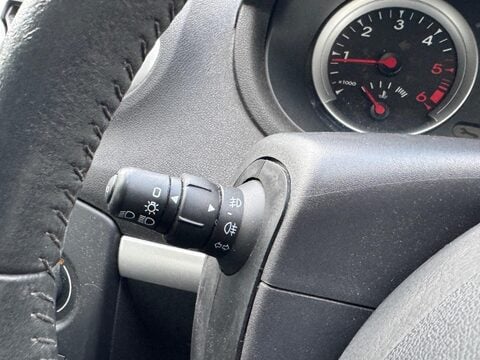 Renault Clio 1.5 dCi Dynamique Sport Tourer 5dr (Tom Tom) 18