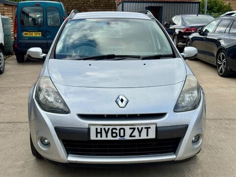 Renault Clio 1.5 dCi Dynamique Sport Tourer 5dr (Tom Tom) 3