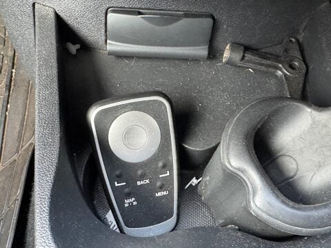 Renault Clio 1.5 dCi Dynamique Sport Tourer 5dr (Tom Tom) 14