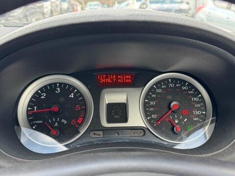 Renault Clio 1.5 dCi Dynamique Sport Tourer 5dr (Tom Tom) 21