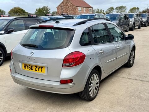 Renault Clio 1.5 dCi Dynamique Sport Tourer 5dr (Tom Tom) 7