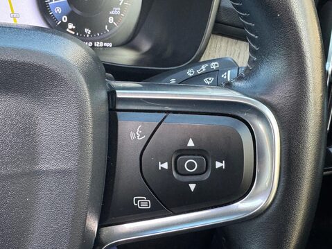 Volvo XC40 1.5 T3 Inscription Pro Euro 6 (s/s) 5dr 38