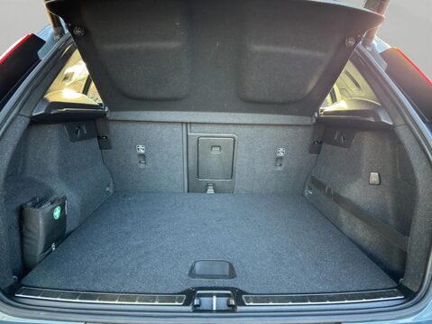 Volvo XC40 1.5 T3 Inscription Pro Euro 6 (s/s) 5dr 55