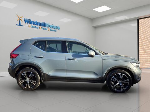 Volvo XC40 1.5 T3 Inscription Pro Euro 6 (s/s) 5dr 4
