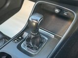 Volvo XC40 1.5 T3 Inscription Pro Euro 6 (s/s) 5dr 49