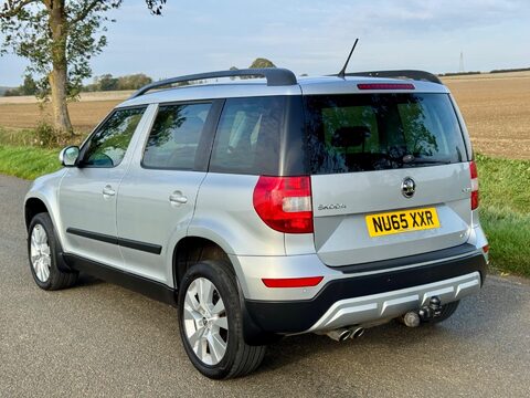 Skoda Yeti 2.0 TDI SE L Outdoor DSG 4WD Euro 6 (s/s) 5dr 8
