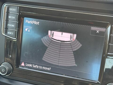 Skoda Yeti 2.0 TDI SE L Outdoor DSG 4WD Euro 6 (s/s) 5dr 15