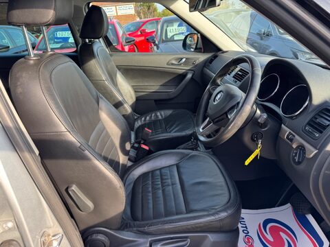 Skoda Yeti 2.0 TDI SE L Outdoor DSG 4WD Euro 6 (s/s) 5dr 12