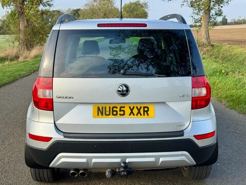 Skoda Yeti 2.0 TDI SE L Outdoor DSG 4WD Euro 6 (s/s) 5dr 9