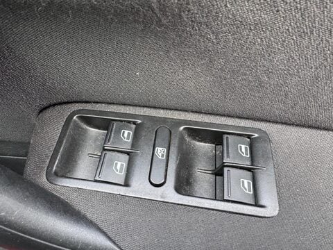 Volkswagen Polo 1.2 SE Hatchback 5dr Petrol Manual Euro 5 (70 ps) 25