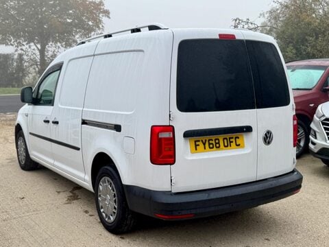 Volkswagen Caddy 2.0 TDI C20 Startline LWB Euro 6 (s/s) 6dr 7