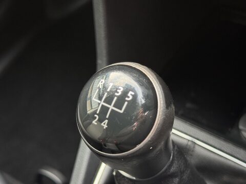 Volkswagen Caddy 2.0 TDI C20 Startline LWB Euro 6 (s/s) 6dr 24