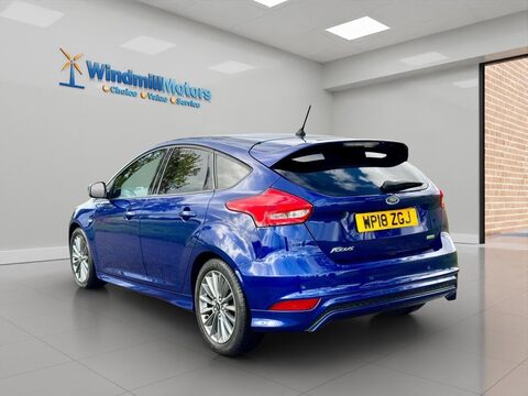 Ford Focus 1.0T EcoBoost ST-Line Euro 6 (s/s) 5dr 4