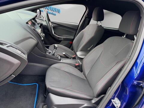 Ford Focus 1.0T EcoBoost ST-Line Euro 6 (s/s) 5dr 38