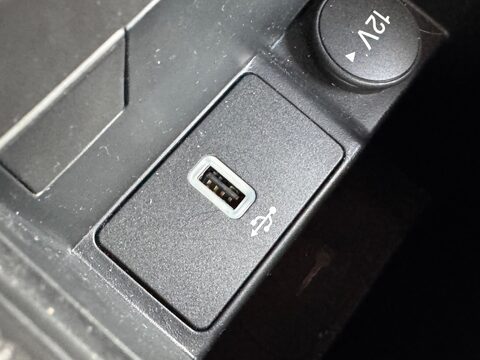 Ford Focus 1.0T EcoBoost ST-Line Euro 6 (s/s) 5dr 29