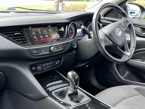 Vauxhall Insignia 2.0 Turbo D BlueInjection Tech Line Nav Grand Sport Euro 6 (s/s) 5dr 2