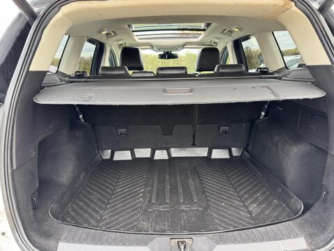 Ford Kuga 2.0 TDCi Titanium X 2WD Euro 5 5dr 33