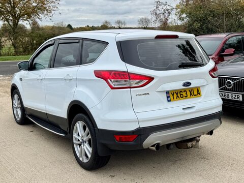 Ford Kuga 2.0 TDCi Titanium X 2WD Euro 5 5dr 8