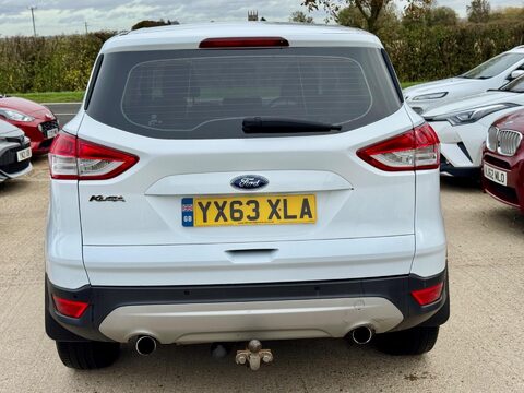 Ford Kuga 2.0 TDCi Titanium X 2WD Euro 5 5dr 9